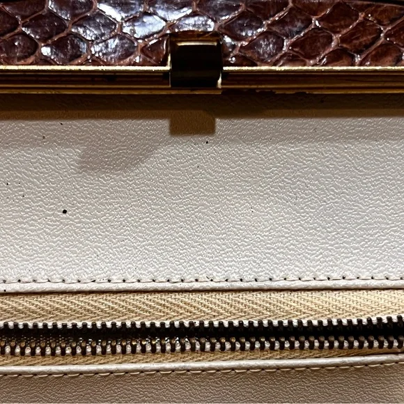 Genuine Python Handbag - Picture 12 of 16